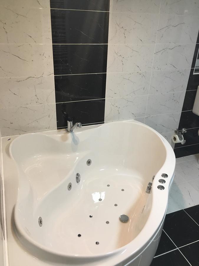Bed And Breakfast Divanhana Novi Pazar Ngoại thất bức ảnh